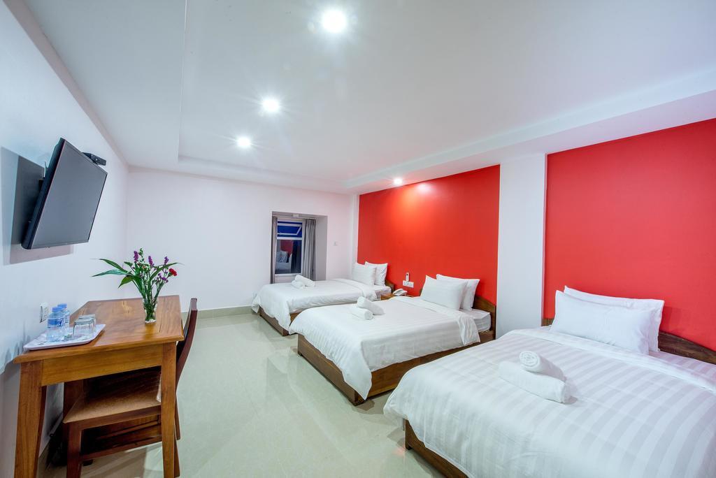 โกลเดน เสียมเรียบ โฮเต็ล Hotel เสียมราฐ ภายนอก รูปภาพ