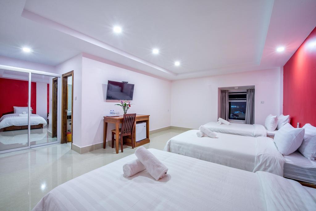 โกลเดน เสียมเรียบ โฮเต็ล Hotel เสียมราฐ ภายนอก รูปภาพ
